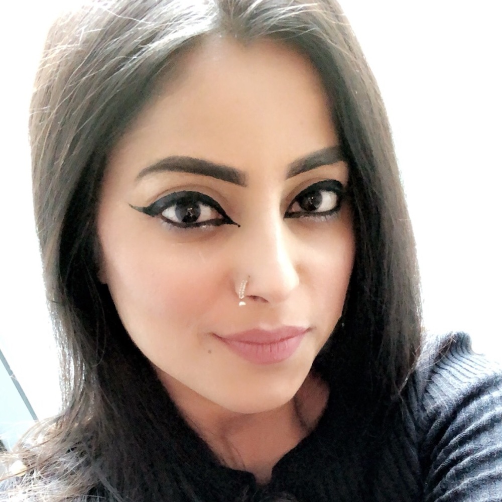 Meet your Posher, Fatima